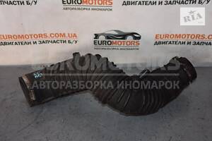 Патрубок воздушного фильтра Opel Vivaro 2.0dCi 2001-2014 61153