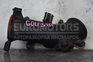 Патрубок воздушный VW Golf 1.4 16V TSI (V) 2003-2008 03C145861D 1