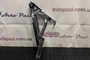 PE0678 BBM452710A петля багажника R Седан Mazda 3 BL 09-13 26-03-05