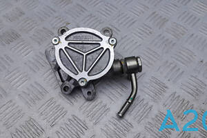 PE0718G00A - Б/В Вакуумний насос на MAZDA CX-9 2.5