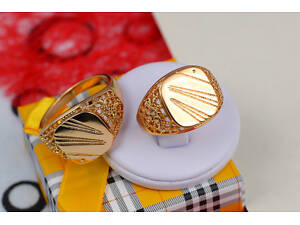 Печатка Xuping Jewelry 18р квадратна з променями на поверхні плетінням з боків золотиста love-shopping