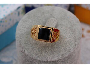 Печатка Xuping Jewelry 19,24 чорний квадрат з завитками з боків золотиста love-shopping