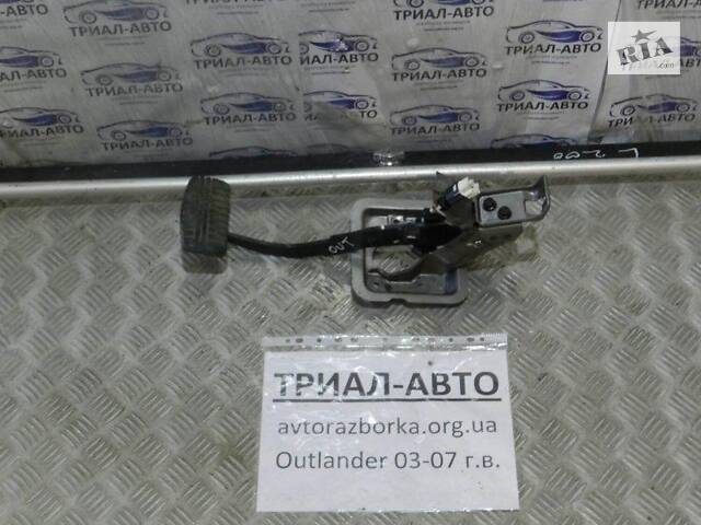 Педаль гальма Mitsubishi Outlander 2003-2007 MR510700 (Арт.8622)