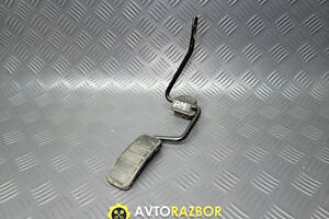 Педаль газа 7700841378 на Renault Megane I 1995-2003 год