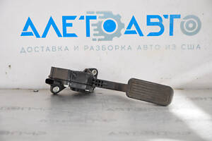 Педаль газа Lexus CT200h 11-17