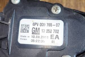 Педаль газу Chevrolet Cruze Opel Astra J 13252702