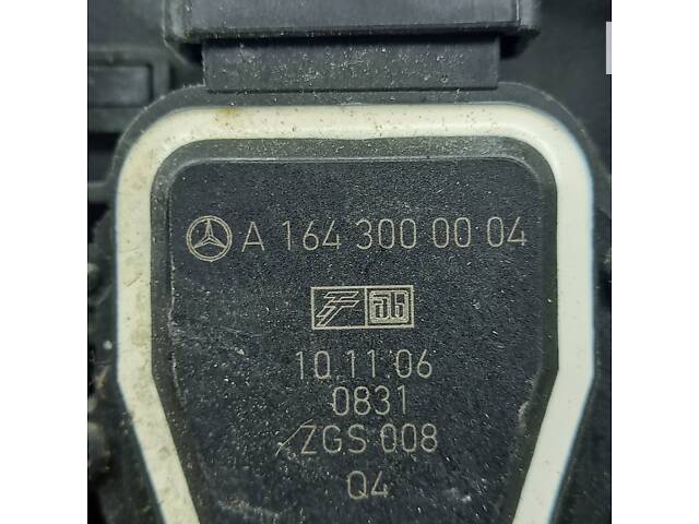 Педаль газу електр пластик Mercedes M-Class 3.0cdi (W164) 2005-2011 A1643000004
