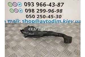 Педаль стояночного тормоза MR527084 Mitsubishi Outlander 1 2001-2006