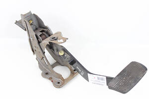 Педаль тормоза АКПП Nissan Primera (P12) 2002-2009 46501AV610