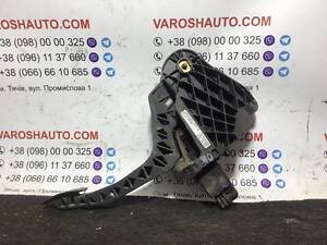 Педаль сцепления 1.9TDI Skoda SuperB 2/Octavia A5, Volkswagen Passat B6 1K1721059B 12986