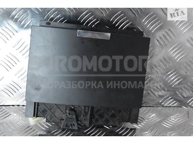 Попільничка VW Touareg 2002-2010 7L6857961C 105307