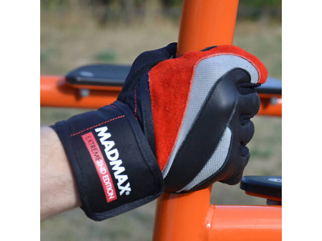 Рукавички для фітнесу MadMax MFG-568 Extreme 2nd edition Black/Red M - Фото 5