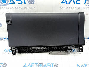 Перчаточный ящик, бардачок Lexus CT200h 11-17 черный, царапины