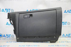 Перчаточный ящик, бардачок VW Passat b7 12-15 USA черн, царапины, слом креп