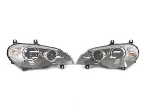 Передние фары Bi-Xenon Adaptive (комплектные) на BMW X5 E70 2010-2013 года