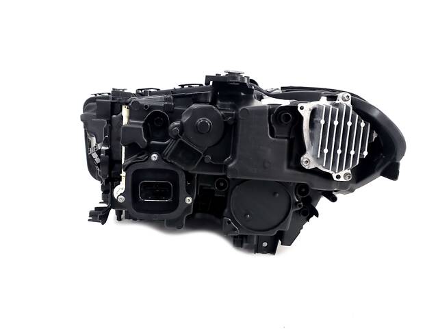 Передние фары (в стиле LCI Laser) V2 на BMW 5 Series G30/G31 2017-2020 года - Фото 4