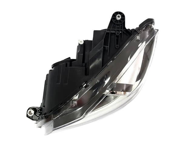 Передние фары (Xenon Adaptive) без блоков на Mercedes-Benz C-Class W204 2007-2014 года - Фото 3