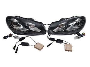 Передние фары (Xenon GTI) Silver на Volkswagen Golf VI 2008-2012 года