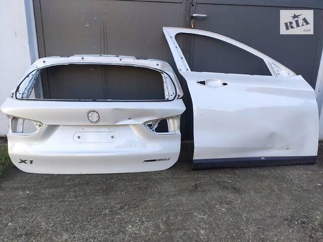 Передняя правая дверь BMW X1 F48 люк f48 белого цвета