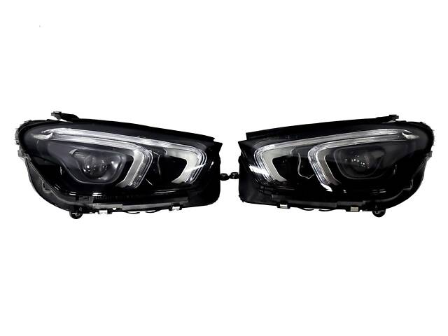 Передние фары на Mercedes GLE-Class W167 2019-2022 год ( Full Led Adaptive )