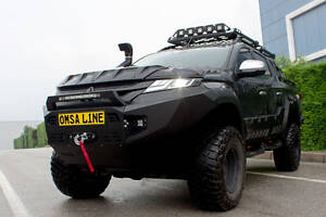 Передний бампер Dakar Чёрный с сенсором, с LED баром -2025 Защита картера для Mitsubishi L200 2015-2024 гг