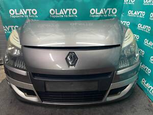 Передний бампер в хорошем состоянии (TEKNG) Renault Scenic 2009-2012.