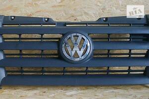 Передня решітка Volkswagen Crafter