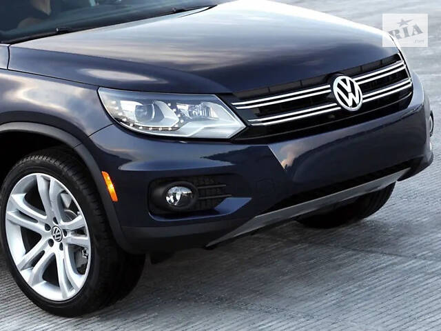 Передняя накладка 2007-2010 (нерж) для Volkswagen Tiguan
