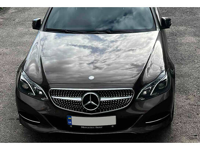 Передняя решетка Diamond Silver (для Avantgarde и AMG-Line, 2013-2016) для Mercedes E-сlass W212 - Фото 1