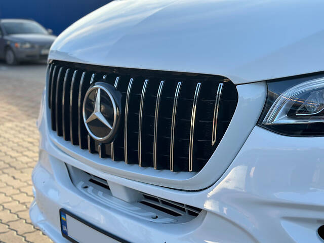 Передняя решетка Panamericana GT Chrome Premium V1 С рамкой для Mercedes Sprinter W907/W910 2018- гг - Фото 2