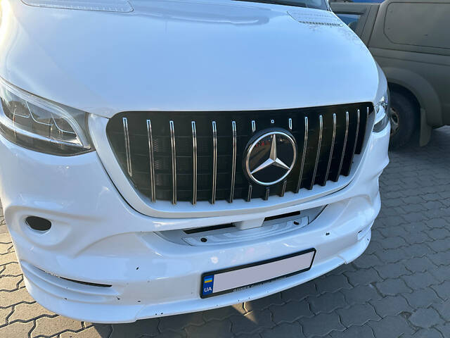 Передняя решетка Panamericana GT Chrome Premium V1 С рамкой для Mercedes Sprinter W907/W910 2018- гг - Фото 4