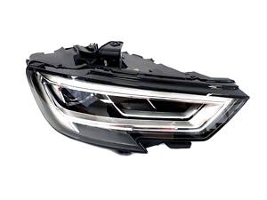Передние фары LED (RH) без блоков на Audi A3 8V 2016-2020 года.