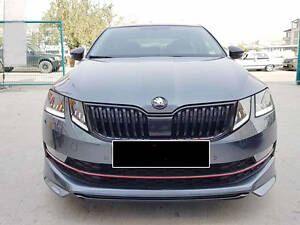 Передний лип DPT V-1 (2017-2019, под покраску) для Skoda Octavia III A7