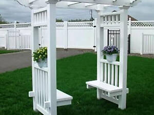 Пергола со скамейкой 'Либирте' зефир