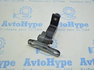 Петля двери нижняя зад прав Volvo S90 16- 31442029 31424594