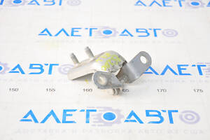 Петля двери нижняя задняя левая Lexus IS200 IS300 99-05