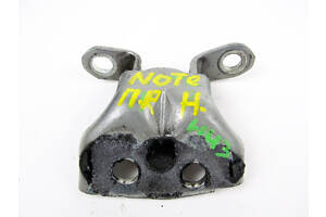 Петля двері передньої правої низ Nissan Note (E11) 2006-2013 80420BU030