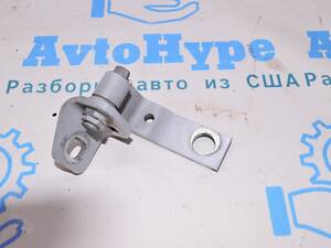 Петля двери верхняя перед прав Ford Focus mk3 11-18 CP9Z-5422800-A