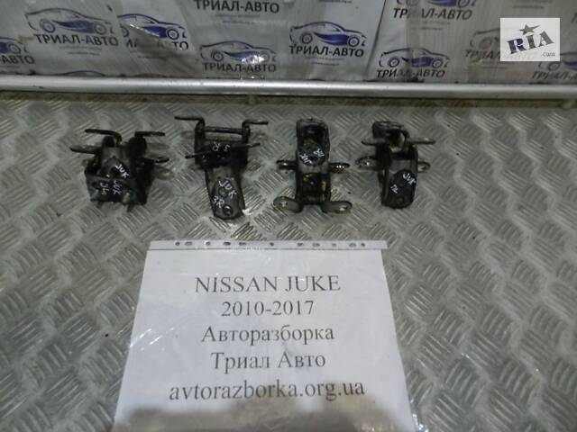 Петля двери задней левой Nissan Juke 2010 (б/у)