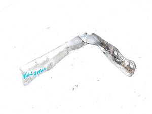 Петля капота левая 654010C010 NISSAN Vanette C23 91-01