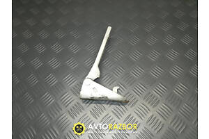 Петля капота ліва 791104A000 на Hyundai H200, H1 Starex 1997-2007 рік