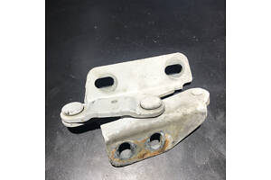 Петля капота левая Mercedes Sprinter 1996-2006 9017500354