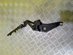 Петля капота права BMW X5 E70 (2010-2013) рестайл, 7208628