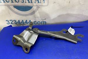 Петля капоту передн. лів. MAZDA 3 BL 09-13 BBM2-52-420