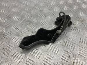 Петля крышки багажника правая для Land Rover Range Rover Sport (L494) 2013-2022 б/у