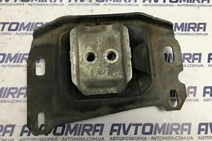 Кронштейн/опора коробки Peugeot 308 1.6BlueHDI 2013-2021 9673768480