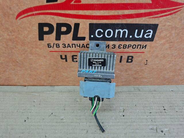 Peugeot Partner II 08-18 Berlingo II Реле свечей накала 9640469680 - Фото 1