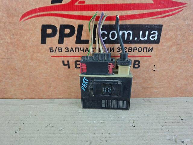 Peugeot Partner II 08-18 Berlingo II Блок управления вентилятором реле регулятор оборотов вентилятора 9652021180 - Фото 1