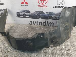 Подкрылок передний правый MR912138 Mitsubishi Carisma