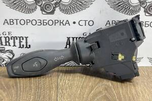 Підрульовий перемикач Ford Fiesta MK7 8A6T13335CC